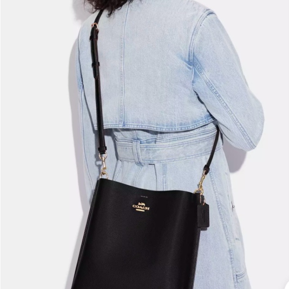 Coach Black Leather Shoulder Bag with Gold Accents - Picture 11 of 11